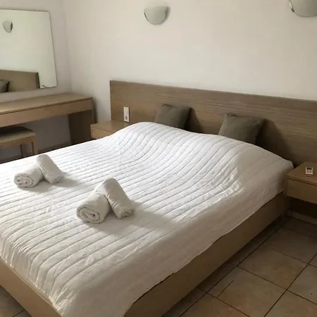 Mediterranean & Lägenhetshotell Kíssamos